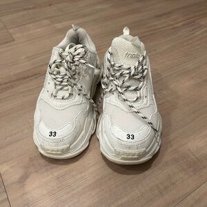 Balenciaga White Chunky Sneakers with Black-Detail Laces